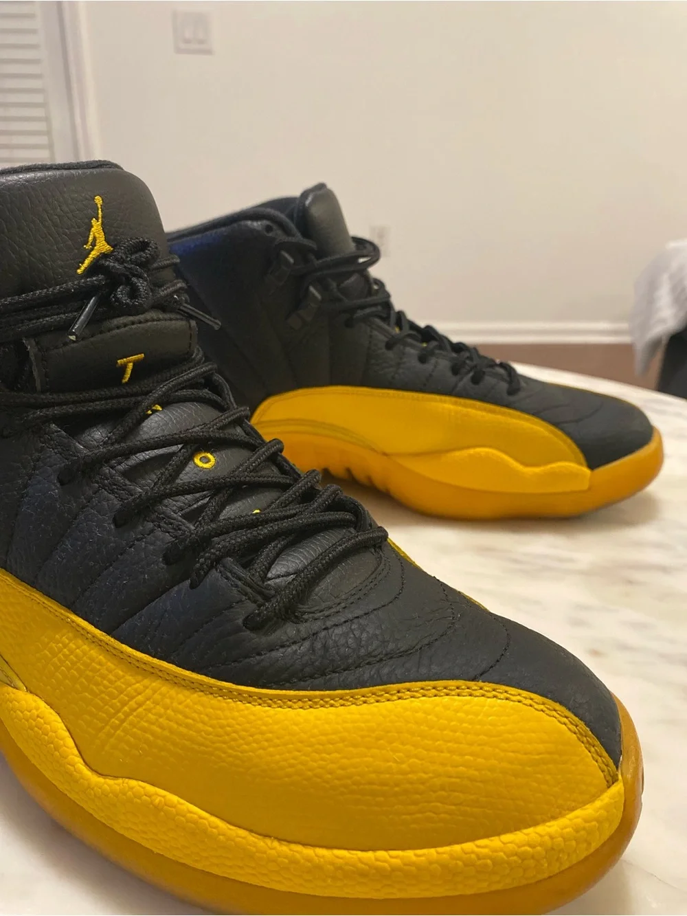 Jordan bold black